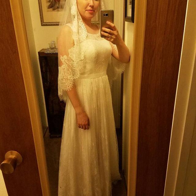 Special Design Lace Cap Sleeve Chiffon Skirt With Champagne Sash
