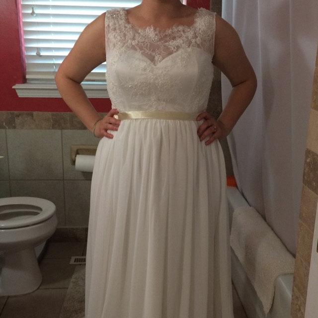 Scoop Neck Sleeveless A-Line Chiffon Summer Wedding Dress Beach With Lace Bodice