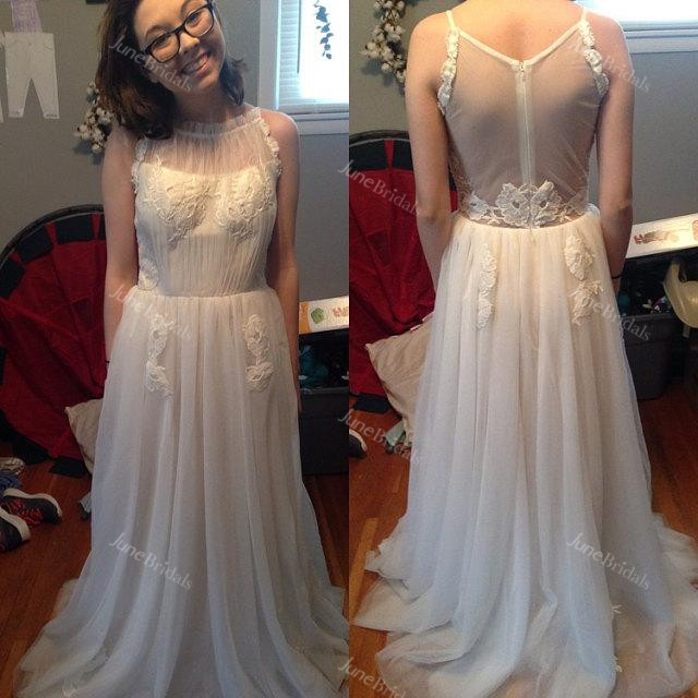 Spaghetti Neck A-Line Floor-Length Tulle Wedding Dress With Appliques