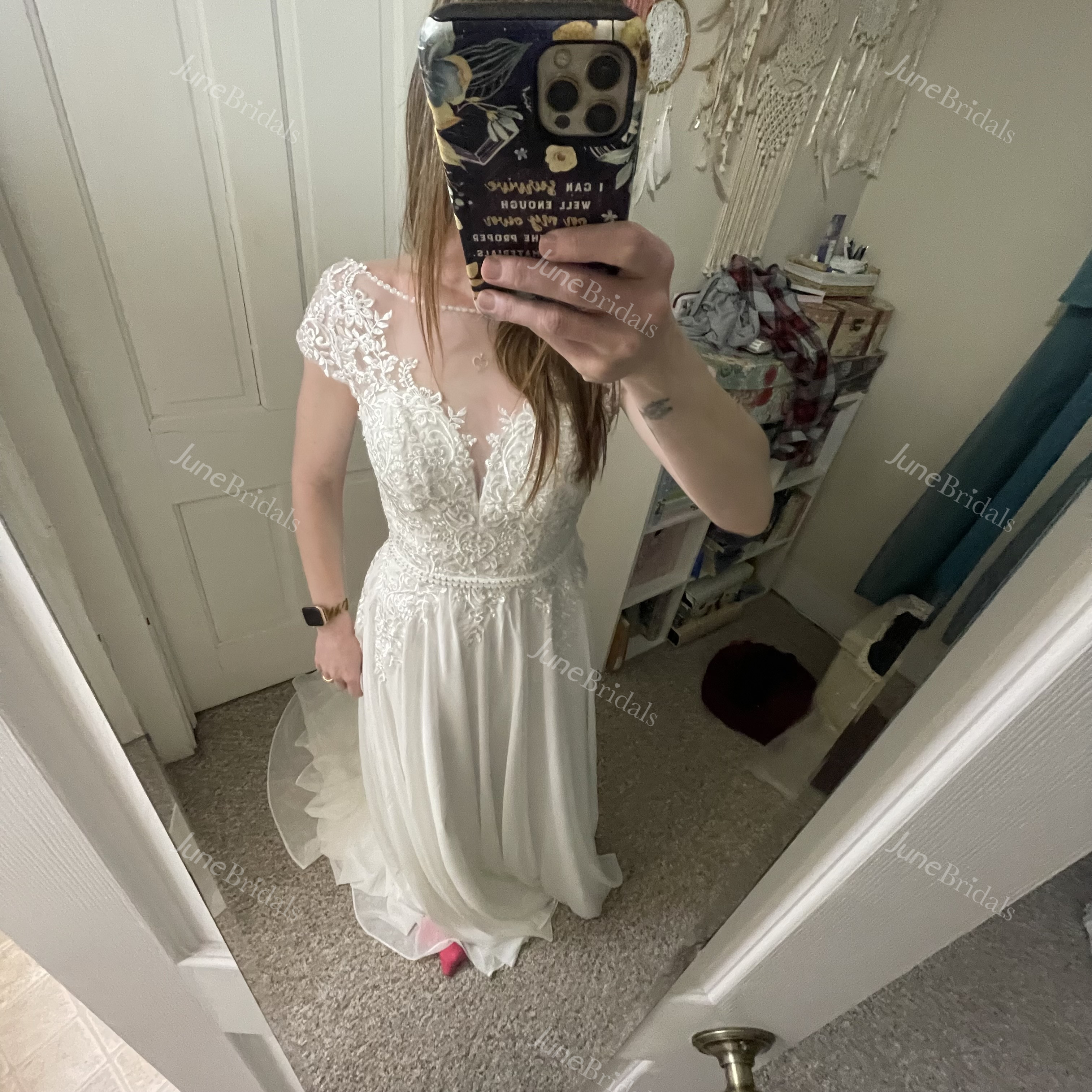 Bohemian Bateau Neckline Neckline A-Line Chiffon Wedding Dress Beach Casual Sexy Western Romantic Adorable With Open Back And Appliques